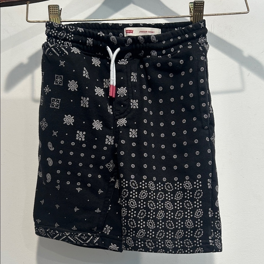Levi's Black bandana Patterned Kids Casual Shorts boys size 6